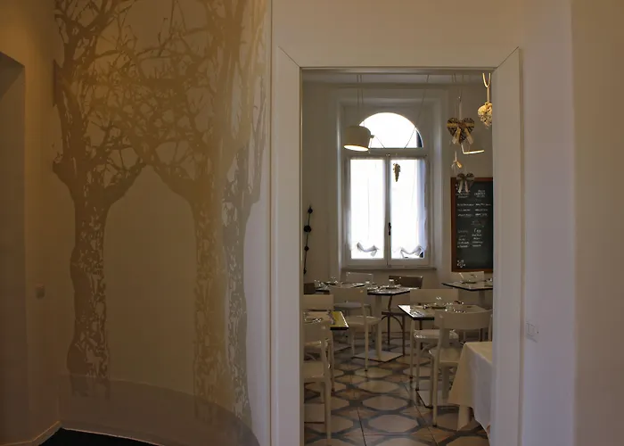 Farnese Design Oda ve Kahvaltı