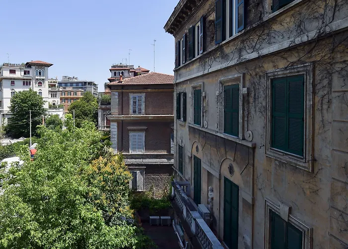 Oda ve Kahvaltı Farnese Design Roma